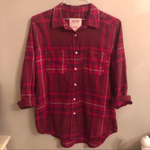 MOSSIMO Burgundy Plaid Button Down. Size Medium.